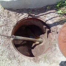 Выполнили прочистку канализационной системы по ул. Кирова, д.71