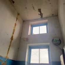  Приступили к косметическому ремонту подъездов по ул. Армейская, д.1