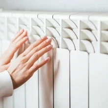 Уважаемые собственники жилых помещений многоквартирных домов, согласно Постановления Администрации Черноморского района Республики Крым №1267 от 21.10.2026, уведомляем вас о начале отопительного сезона 2026-2027 гг. с 26.10.2026 г.